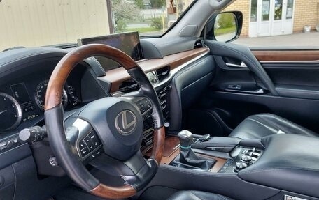 Lexus LX III, 2017 год, 7 345 000 рублей, 9 фотография