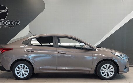 Hyundai Solaris II рестайлинг, 2022 год, 1 680 000 рублей, 4 фотография