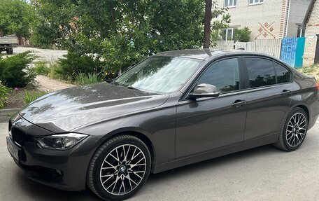 BMW 3 серия, 2012 год, 1 850 000 рублей, 4 фотография