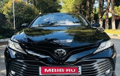 Toyota Camry, 2018 год, 3 250 000 рублей, 8 фотография