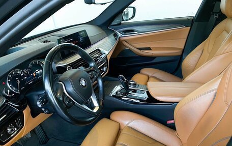 BMW 5 серия, 2016 год, 3 950 000 рублей, 14 фотография
