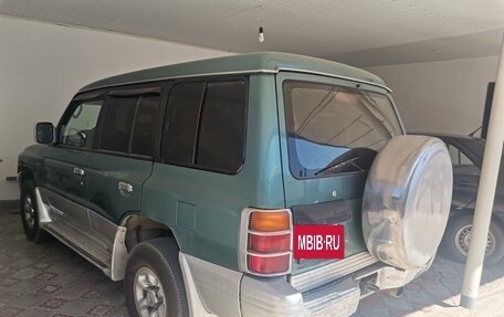 Mitsubishi Pajero III рестайлинг, 1998 год, 650 000 рублей, 3 фотография