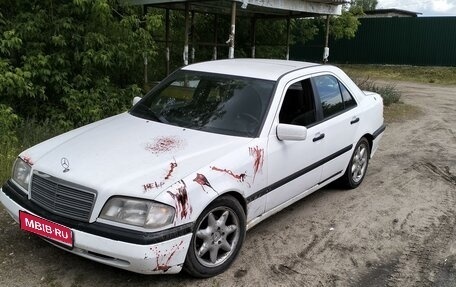 Mercedes-Benz C-Класс, 1994 год, 300 000 рублей, 1 фотография