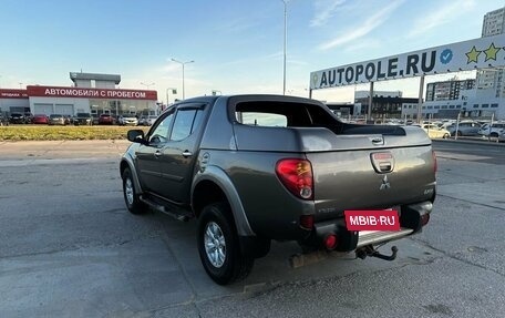 Mitsubishi L200 IV рестайлинг, 2010 год, 1 430 000 рублей, 2 фотография