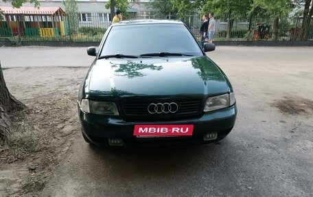 Audi A4, 1995 год, 400 000 рублей, 3 фотография