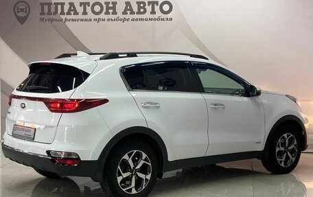 KIA Sportage IV рестайлинг, 2021 год, 2 998 000 рублей, 7 фотография