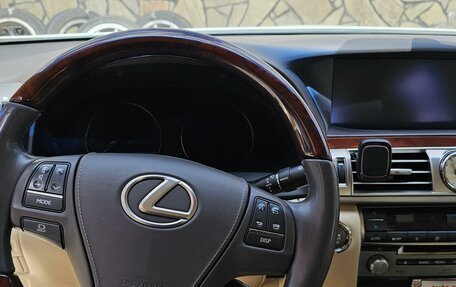 Lexus LS IV, 2013 год, 3 900 000 рублей, 9 фотография
