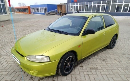 Mitsubishi Colt VI рестайлинг, 1999 год, 200 000 рублей, 1 фотография