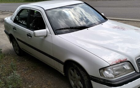 Mercedes-Benz C-Класс, 1994 год, 300 000 рублей, 3 фотография