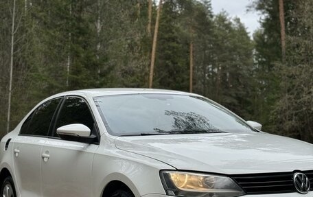 Volkswagen Jetta VI, 2013 год, 1 200 000 рублей, 12 фотография