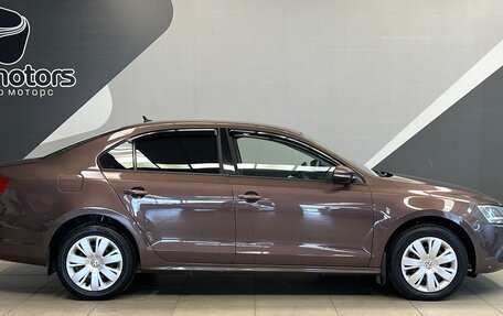 Volkswagen Jetta VI, 2014 год, 1 044 000 рублей, 4 фотография