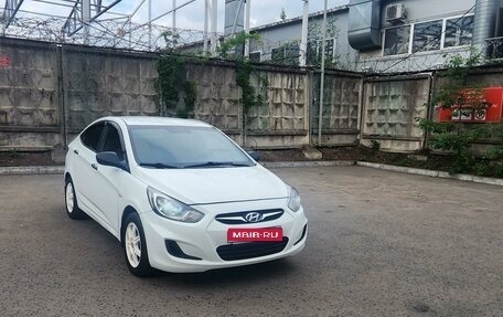 Hyundai Solaris II рестайлинг, 2013 год, 655 000 рублей, 1 фотография