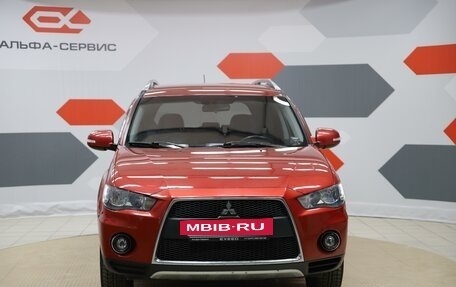 Mitsubishi Outlander III рестайлинг 3, 2009 год, 990 000 рублей, 2 фотография