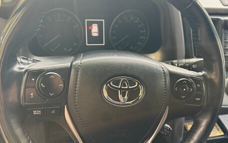 Toyota RAV4, 2017 год, 3 130 000 рублей, 7 фотография