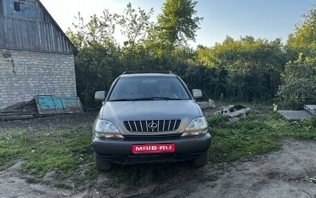 Lexus RX IV рестайлинг, 2002 год, 800 000 рублей, 1 фотография