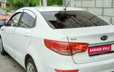 KIA Rio III рестайлинг, 2015 год, 730 000 рублей, 3 фотография