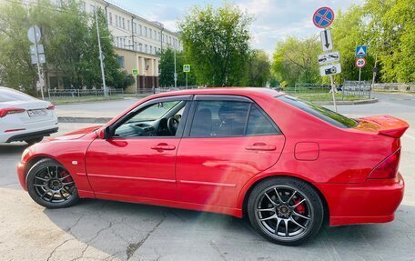 Toyota Altezza, 2001 год, 895 000 рублей, 10 фотография