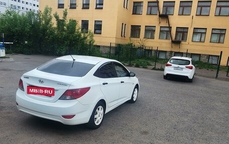 Hyundai Solaris II рестайлинг, 2013 год, 655 000 рублей, 6 фотография