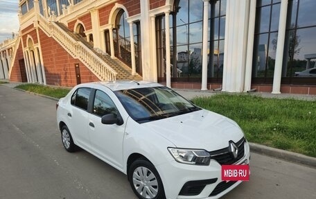 Renault Logan II, 2018 год, 649 000 рублей, 3 фотография