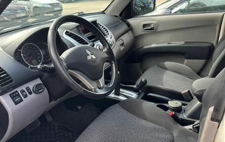 Mitsubishi L200 IV рестайлинг, 2012 год, 1 490 000 рублей, 5 фотография