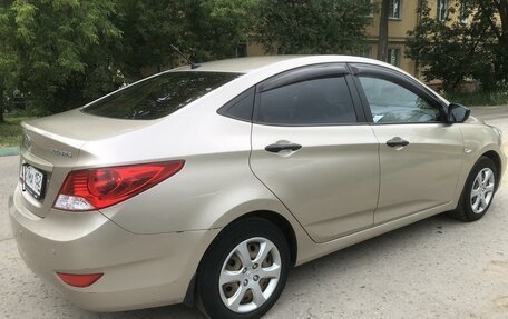 Hyundai Solaris II рестайлинг, 2011 год, 795 000 рублей, 5 фотография