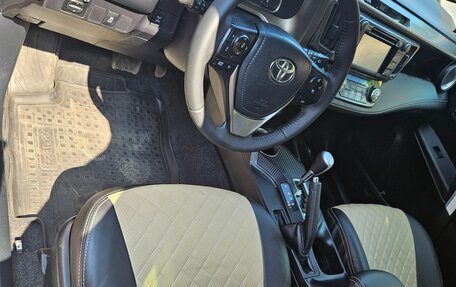 Toyota RAV4, 2014 год, 2 070 000 рублей, 7 фотография