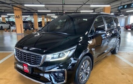 KIA Carnival III, 2020 год, 2 880 000 рублей, 3 фотография