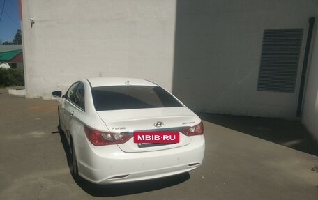 Hyundai Sonata VI, 2012 год, 1 250 000 рублей, 3 фотография