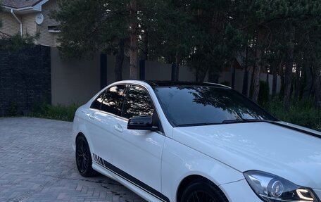 Mercedes-Benz C-Класс, 2012 год, 2 200 000 рублей, 2 фотография