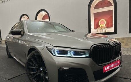 BMW 7 серия, 2019 год, 6 995 000 рублей, 2 фотография