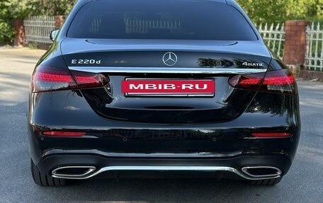 Mercedes-Benz E-Класс, 2020 год, 6 050 000 рублей, 5 фотография
