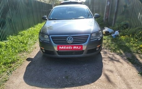 Volkswagen Passat B6, 2010 год, 850 000 рублей, 2 фотография