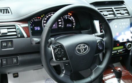 Toyota Camry, 2013 год, 1 683 000 рублей, 10 фотография
