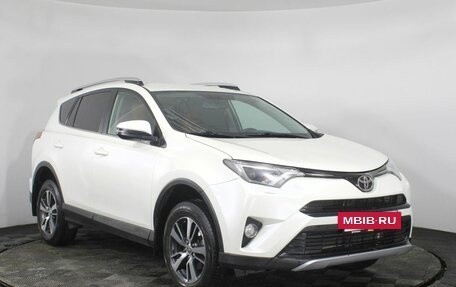 Toyota RAV4, 2017 год, 2 380 000 рублей, 3 фотография