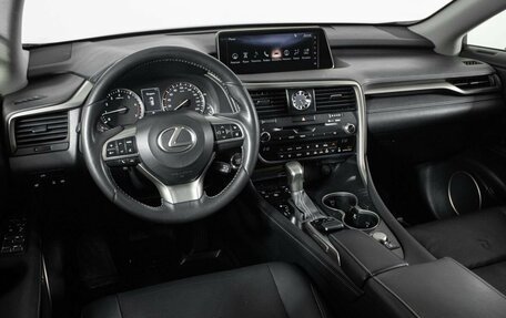 Lexus RX IV рестайлинг, 2019 год, 4 900 000 рублей, 25 фотография