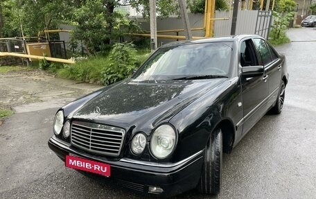 Mercedes-Benz E-Класс, 1998 год, 580 000 рублей, 7 фотография