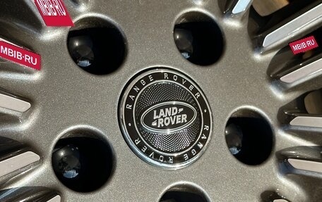 Land Rover Range Rover IV рестайлинг, 2024 год, 34 000 000 рублей, 12 фотография