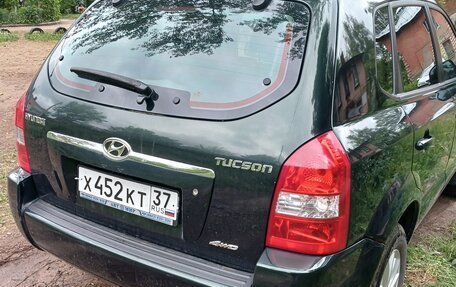 Hyundai Tucson III, 2007 год, 850 000 рублей, 4 фотография