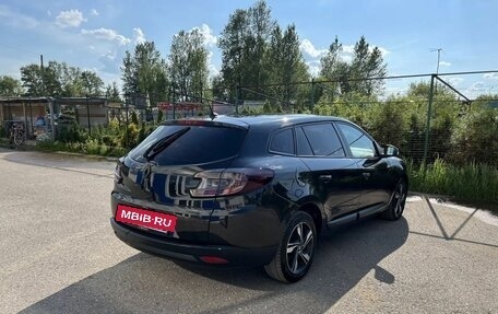 Renault Megane III, 2010 год, 695 000 рублей, 2 фотография