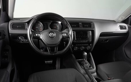 Volkswagen Jetta VI, 2017 год, 1 529 000 рублей, 6 фотография