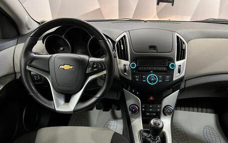 Chevrolet Cruze II, 2013 год, 921 600 рублей, 23 фотография
