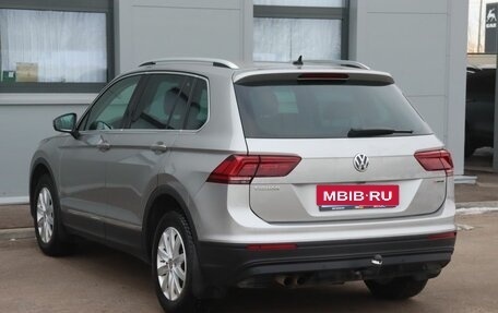 Volkswagen Tiguan II, 2018 год, 2 890 000 рублей, 7 фотография