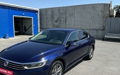 Volkswagen Passat B8 рестайлинг, 2019 год, 2 850 000 рублей, 2 фотография