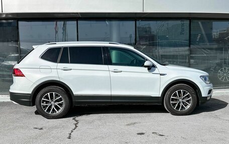 Volkswagen Tiguan II, 2018 год, 2 306 000 рублей, 4 фотография