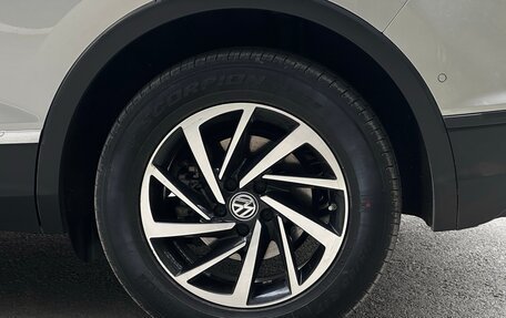 Volkswagen Tiguan II, 2018 год, 2 790 000 рублей, 14 фотография
