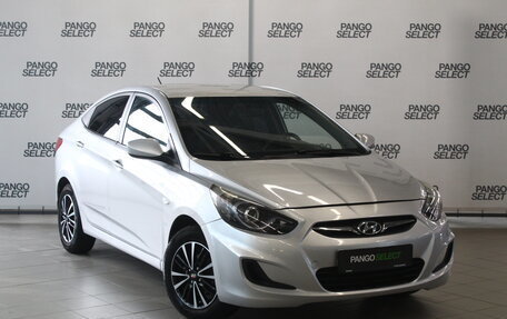 Hyundai Solaris II рестайлинг, 2011 год, 680 000 рублей, 1 фотография