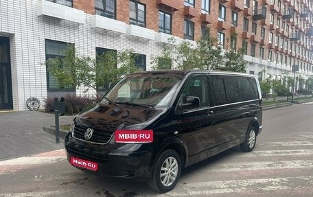 Volkswagen Caravelle T5, 2009 год, 1 590 000 рублей, 1 фотография