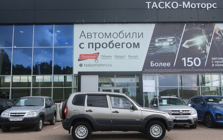 Chevrolet Niva I рестайлинг, 2012 год, 579 000 рублей, 4 фотография