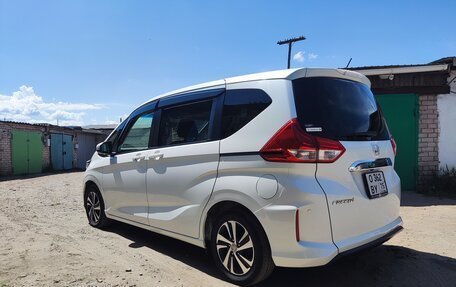 Honda Freed II, 2018 год, 1 650 000 рублей, 5 фотография