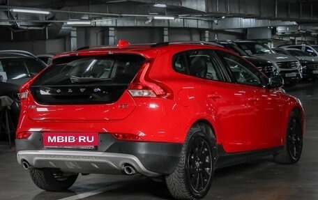 Volvo V40 Cross Country I, 2018 год, 2 000 000 рублей, 6 фотография